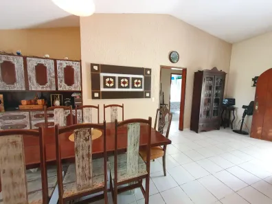 Fazenda / Sítio / Chácara com 3 Quartos à venda, 3000m² no Alpes Suiços, Gravatá