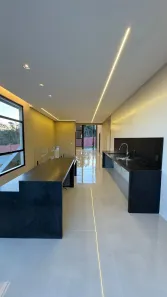Casa de Condomínio com 3 Quartos à venda, 235m² no Jardins Nápoles, Senador Canedo