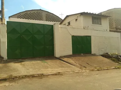 Galpão / Depósito / Armazém para alugar, 700m² no Raul Veiga, São Gonçalo