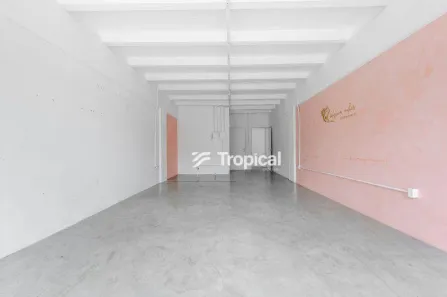 Conjunto Comercial / Sala para alugar, 50m² no Velha Central, Blumenau