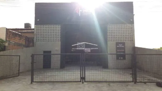 Galpão / Depósito / Armazém à venda, 600m² no Rosa Elze, São Cristóvão