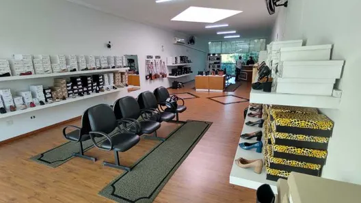 Loja / Salão / Ponto Comercial à venda, 150m² no Centro, Itatiba