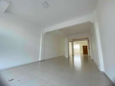 Conjunto Comercial / Sala para alugar, 64m² no Palmital, Chapecó