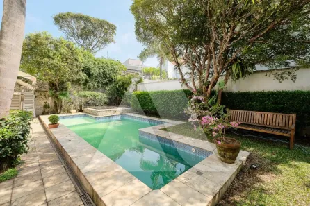 Casa de Vila com 4 Quartos à venda, 512m² no Jardim Luzitânia, São Paulo