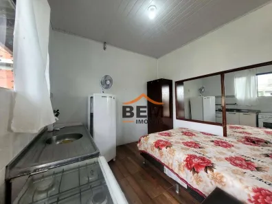 Kitnet com 1 Quarto para alugar, 18m² no Centro, Navegantes