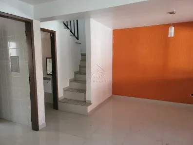 Sobrado com 3 Quartos à venda, 87m² no Boqueirão, Curitiba