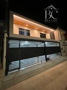 Sobrado com 4 Quartos à venda, 220m² no Guará II, Brasília