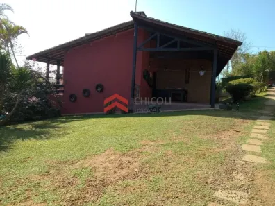 Fazenda / Sítio / Chácara com 3 Quartos para alugar, 700m² no Água Espraiada (Caucaia do Alto), Cotia