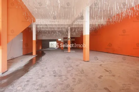 Prédio Inteiro à venda, 738m² no Matriz, Mauá