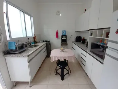 Sobrado com 3 Quartos à venda, 120m² no Tupi, Praia Grande