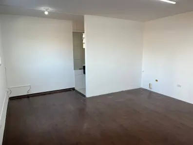 Conjunto Comercial / Sala para alugar, 30m² no Campo Belo, Londrina