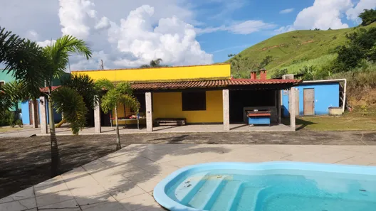 Fazenda / Sítio / Chácara com 2 Quartos à venda, 1300m² no Antônio Rocha, Barra Mansa