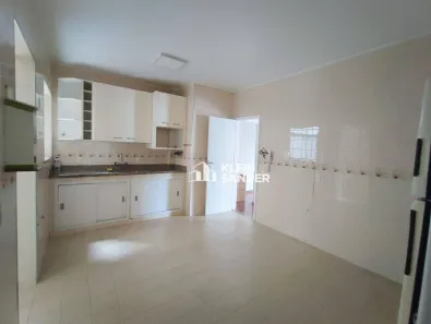 Apartamento com 3 Quartos para alugar, 155m² no Centro, Nova Friburgo