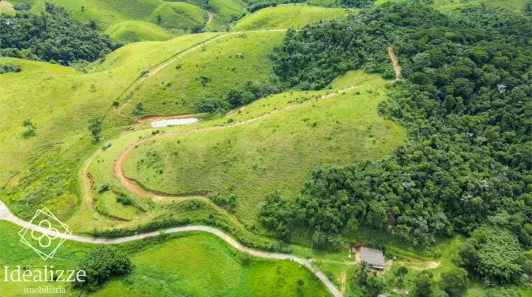 Fazenda / Sítio / Chácara com 1 Quarto à venda, 358800m² no , Piraí