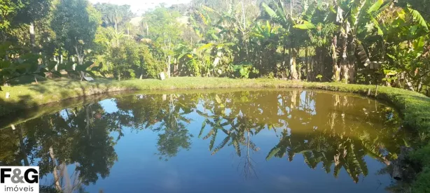 Fazenda / Sítio / Chácara com 3 Quartos à venda, 1580m² no Várzea de Baixo, Sarapuí