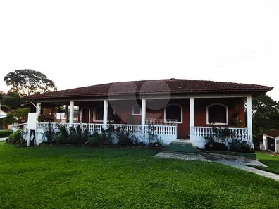 Fazenda / Sítio / Chácara com 3 Quartos para venda ou aluguel, 300m² no , Embu-Guaçu