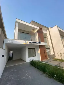 Casa de Condomínio com 3 Quartos à venda, 170m² no Parque Tarcisio Miranda, Campos dos Goytacazes