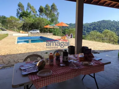 Fazenda / Sítio / Chácara com 2 Quartos à venda, 100m² no , Igaratá