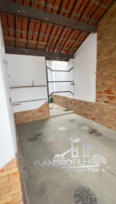 Casa com 4 Quartos para alugar, 240m² no Centro, Campina Grande