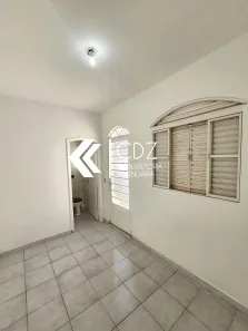 Casa de Vila com 3 Quartos para alugar, 142m² no Jardim Santa Rosália, Sorocaba