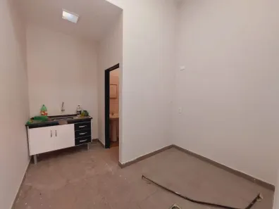 Loja / Salão / Ponto Comercial para alugar, 50m² no Centro, Marília