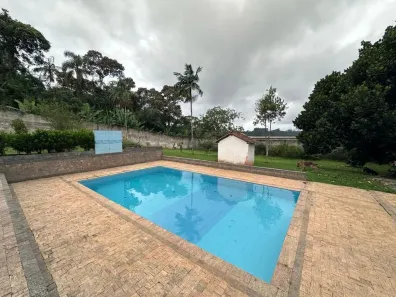 Fazenda / Sítio / Chácara com 6 Quartos à venda, 182m² no Ressaca, Itapecerica da Serra