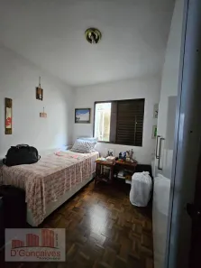 Sobrado com 4 Quartos para venda ou aluguel, 350m² no Centro, Diadema