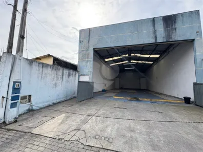 Galpão / Depósito / Armazém para alugar, 300m² no Vila Varela, Poá