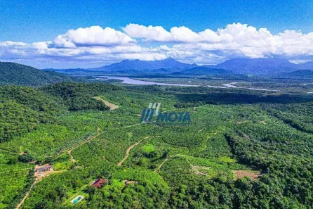 Fazenda / Sítio / Chácara com 3 Quartos à venda, 600m² no Antonina, Antonina