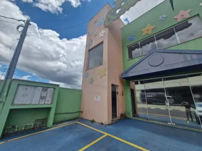 Conjunto Comercial / Sala para alugar, 115m² no Pinheirinho, Vinhedo