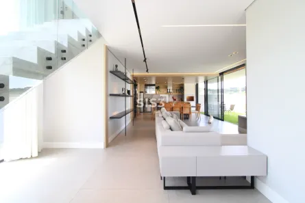 Casa de Condomínio com 3 Quartos à venda, 324m² no Tanguá, Almirante Tamandaré
