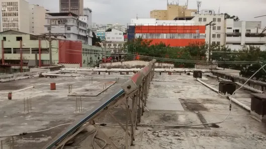 Prédio Inteiro com 30 Quartos para venda ou aluguel, 1000m² no Centro, Duque de Caxias