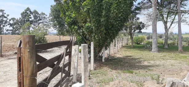 Fazenda / Sítio / Chácara com 3 Quartos à venda, 150m² no , Sarapuí