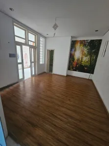 Casa com 3 Quartos para alugar, 130m² no Região Central, Caieiras