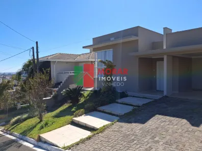 Casa de Condomínio com 3 Quartos para alugar, 207m² no Pinheirinho, Vinhedo