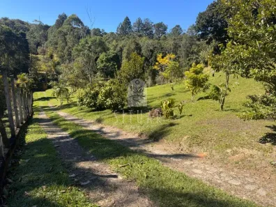 Fazenda / Sítio / Chácara com 2 Quartos à venda, 3750m² no , Juquitiba