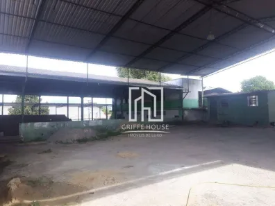 Galpão / Depósito / Armazém para venda ou aluguel, 1500m² no Chácaras Rio-Petrópolis, Duque de Caxias