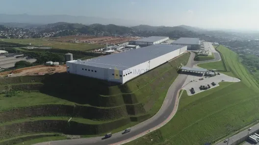Galpão / Depósito / Armazém para alugar, 7093m² no Parque Regina, São João de Meriti