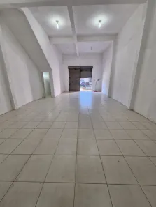 Loja / Salão / Ponto Comercial para alugar, 115m² no Jereissati II, Maracanaú