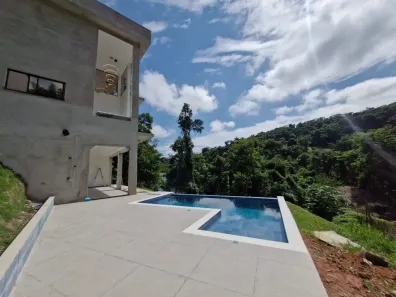 Fazenda / Sítio / Chácara com 3 Quartos à venda, 290m² no Chácaras Condomínio Recanto Pássaros II, Jacareí
