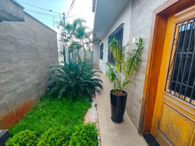 Sobrado para alugar, 250m² no Centro, Arapongas