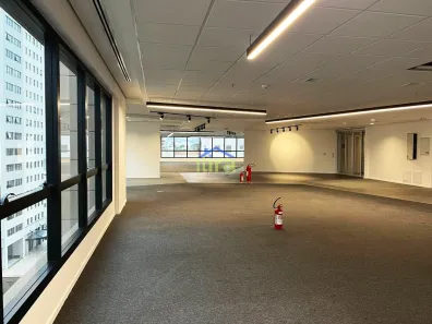 Galpão / Depósito / Armazém para alugar, 1354m² no Alphaville Industrial, Barueri