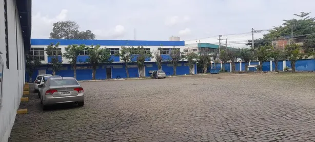 Galpão / Depósito / Armazém para venda ou aluguel, 10000m² no Vila São Luís, Duque de Caxias