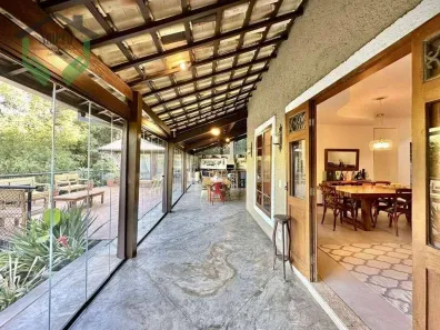 Casa de Condomínio com 4 Quartos à venda, 355m² no Chácara dos Lagos, Carapicuíba