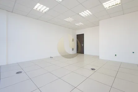 Conjunto Comercial / Sala à venda, 35m² no Centro, Curitiba