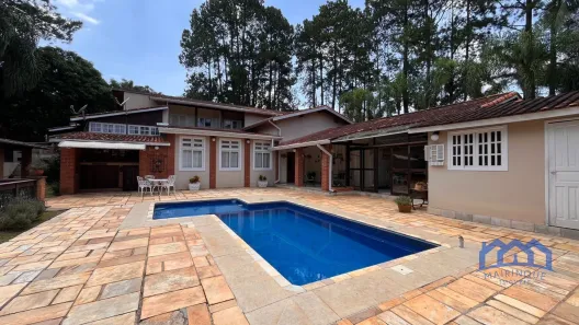 Fazenda / Sítio / Chácara com 10 Quartos à venda, 3500m² no , Mairinque
