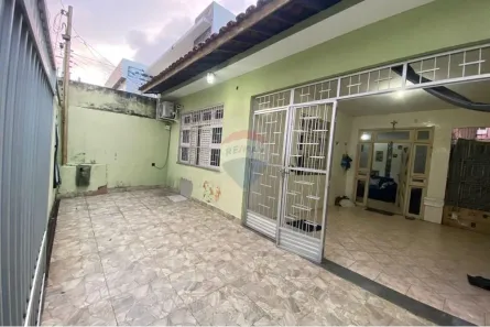 Casa com 4 Quartos à venda, 138m² no Grageru, Aracaju
