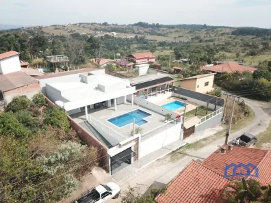 Fazenda / Sítio / Chácara com 3 Quartos à venda, 300m² no , Mairinque