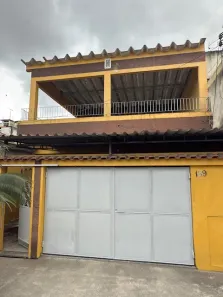 Casa com 2 Quartos para alugar, 80m² no Jacutinga, Mesquita