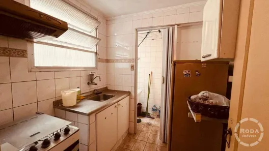 Kitnet para alugar, 40m² no Gonzaga, Santos